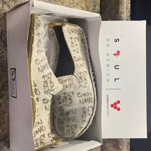 Vivobarefoot Soul of Africa “Born free Born Nomad”